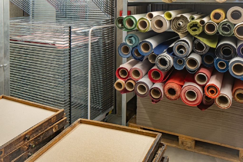 Bookbinding, photo: Vojtěch Votýpka